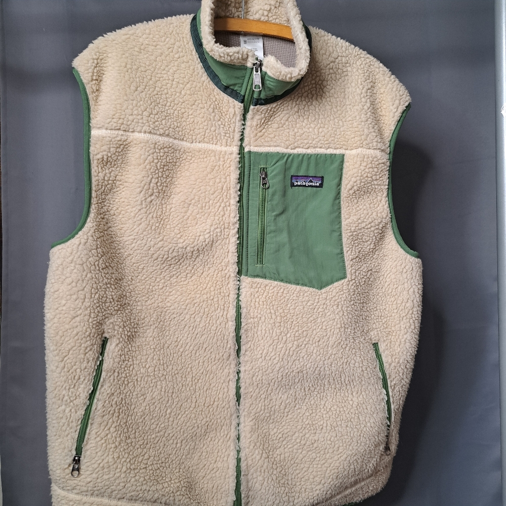 Patagonia Cream and Green Fleece Vest